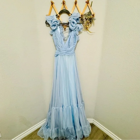 mac duggal baby blue dress Blue Floral Embellished Cap Sleeve Gown